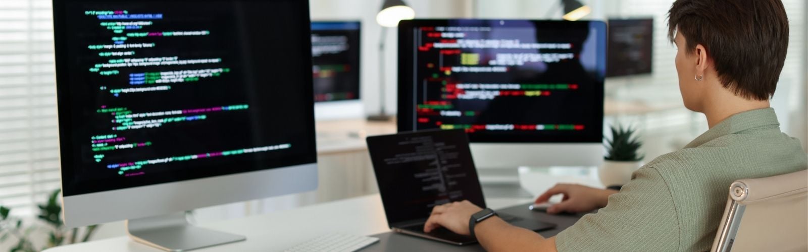 Apprenticeship at PrimeSoft – desktop hero image