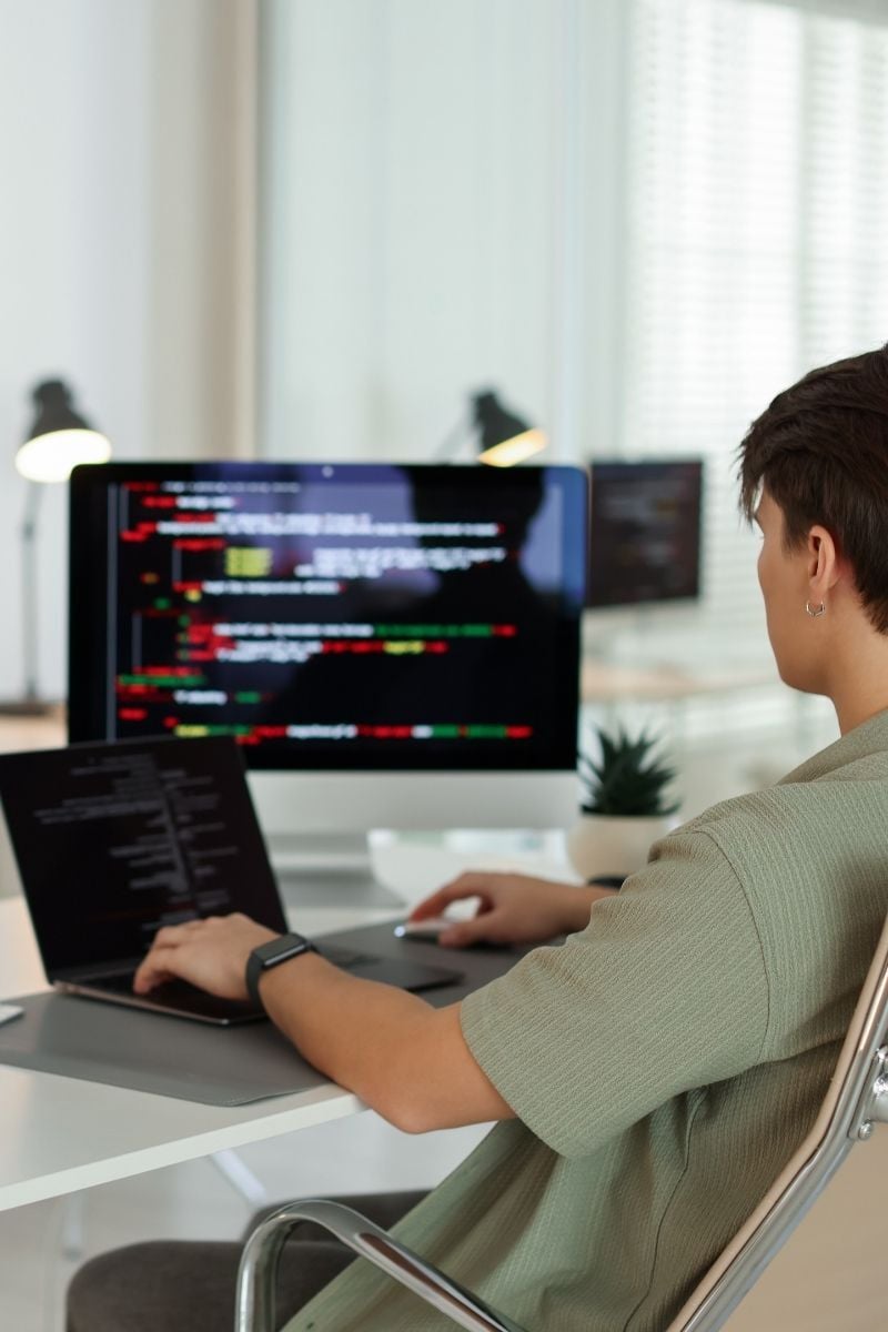 Apprenticeship at PrimeSoft – mobile hero image